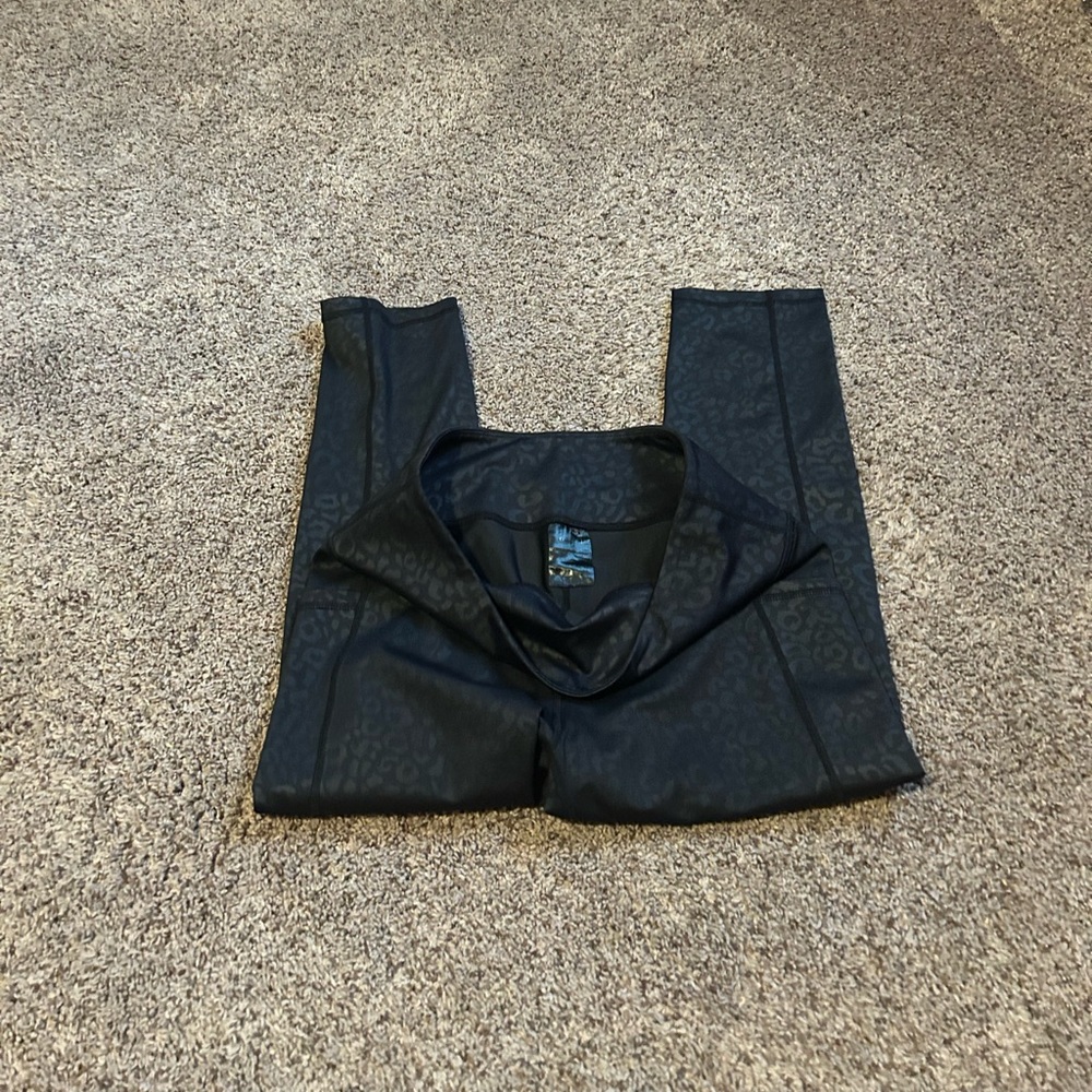 Constantly Varied Gear Shadow Leopard Print Capris